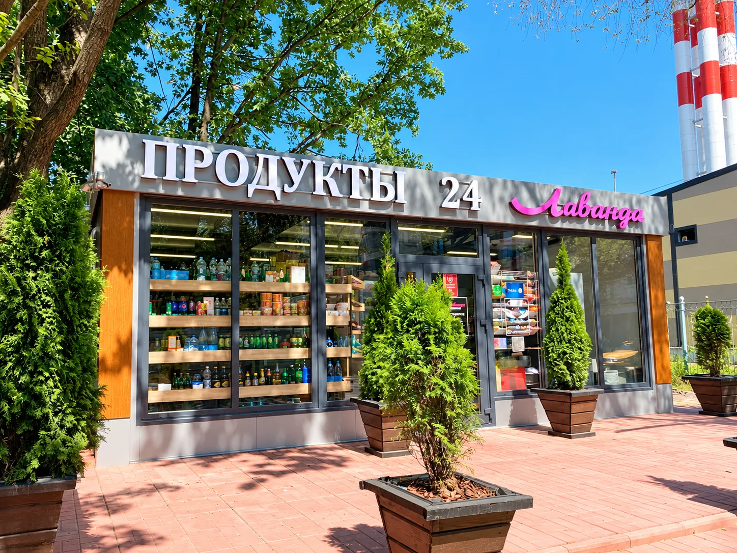 Продуктовый павильон с декоративным фризом
